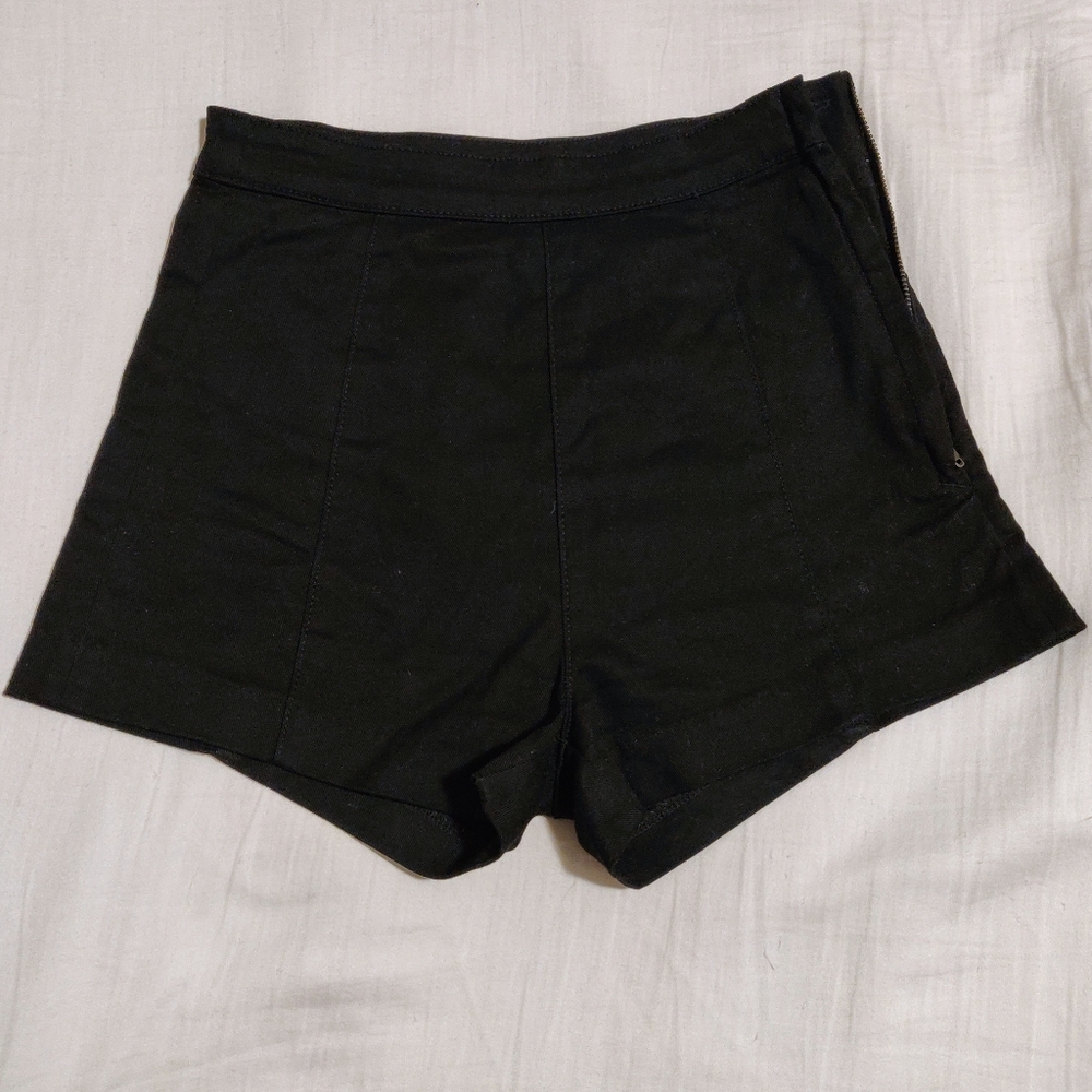 🎉3/$15🎉 H&M High Waisted Seamless Jean Shorts